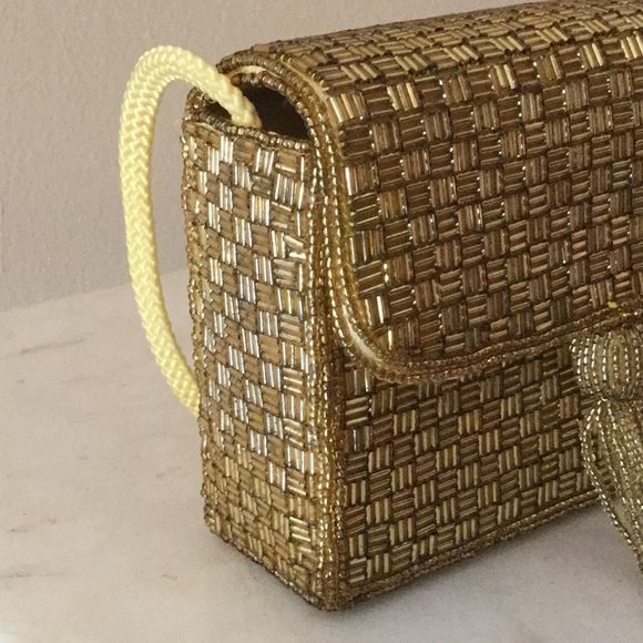 Magic hand made gold bead evening purse - Picture 3 of 8